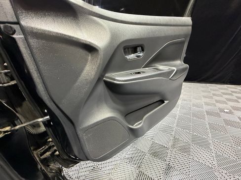 Used 2020 Nissan Versa SV image 16