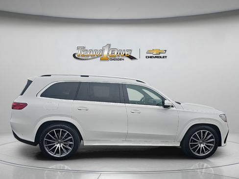 Used 2024 Mercedes-Benz GLS 450 4MATIC image 9