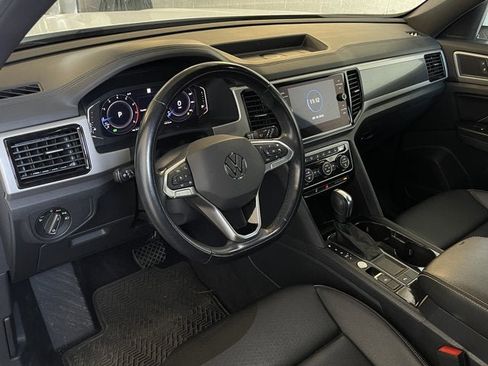 Used 2020 Volkswagen Atlas Cross Sport SEL w/ Cross Sport MDO Package FWD image 10