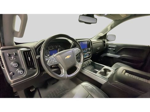 Used 2017 Chevrolet Silverado 1500 LTZ Z71 AWD/4WD image 11