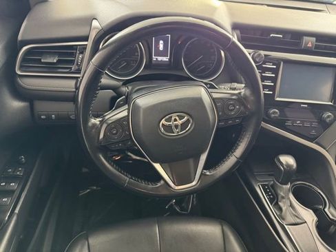 Used 2020 Toyota Camry SE FWD image 23