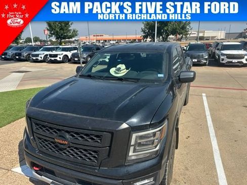 Used 2022 Nissan Titan PRO-4X w/ Off Road Protection Package AWD/4WD image 2