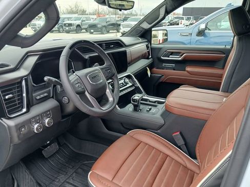 New 2026 GMC Sierra 1500 Denali Ultimate w/ LPO, Black Badging Package image 14