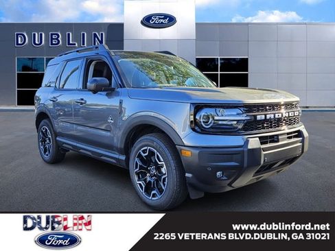 New 2025 Ford Bronco Sport Outer Banks w/ Outer Banks Tech Package+ AWD/4WD image 1