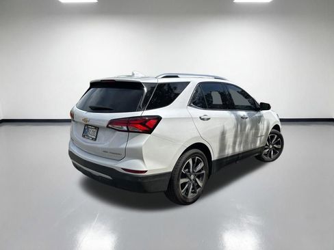 Used 2023 Chevrolet Equinox Premier AWD/4WD image 4