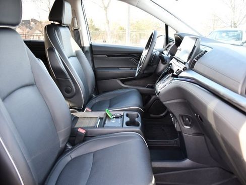 Used 2025 Honda Odyssey Elite image 35