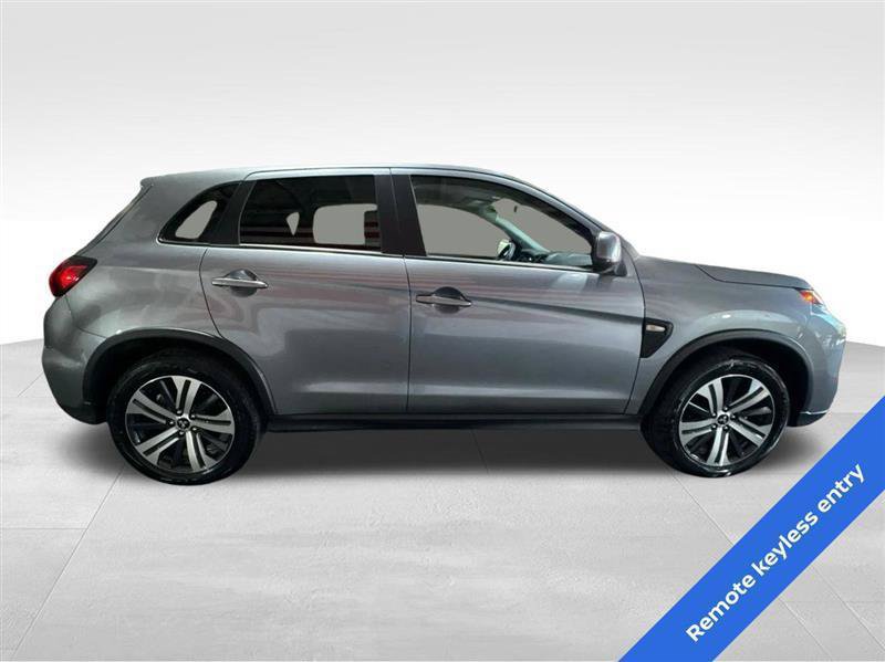 Used 2025 Mitsubishi Outlander Sport ES AWD/4WD image 4