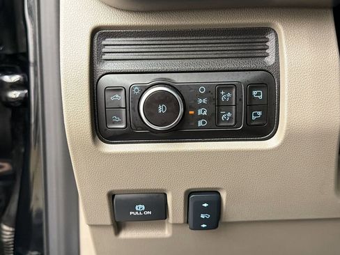 Used 2026 Ford F450 Platinum w/ Platinum Plus Package AWD/4WD image 32