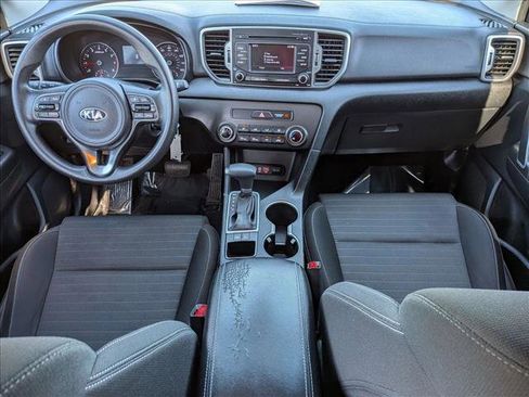 Used 2018 Kia Sportage LX image 17