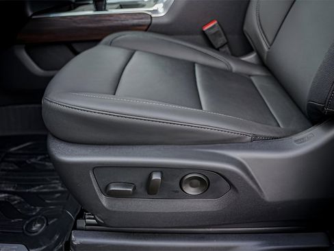 New 2026 GMC Sierra 1500 SLT image 22