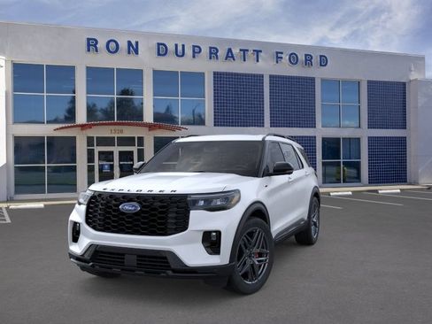New 2026 Ford Explorer ST-Line w/ ST-Line Street Pack AWD/4WD image 3