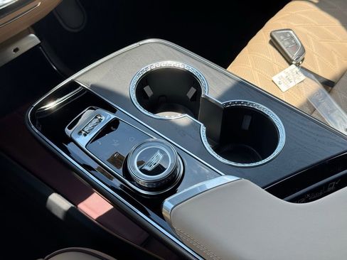 New 2025 Cadillac Lyriq Sport image 30