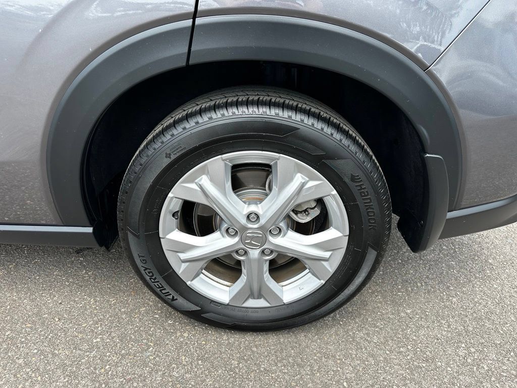 Used 2024 Honda HR-V LX image 11