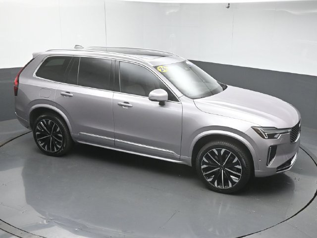 Used 2026 Volvo XC90 B6 Plus w/ Protection Package Premier AWD/4WD image 41