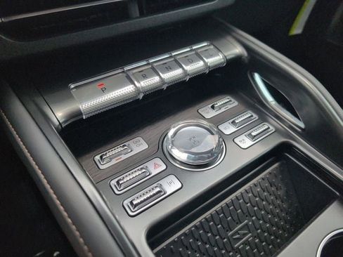 New 2026 Lincoln Nautilus Reserve AWD/4WD image 14