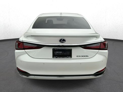 Certified 2020 Lexus ES 300h ES 300h Sedan image 4