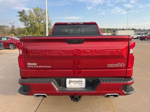 Used 2025 Chevrolet Silverado 1500 High Country image 5