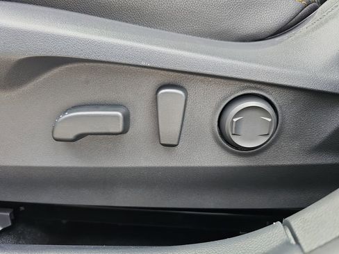 Used 2025 Subaru Outback Wilderness AWD/4WD image 35
