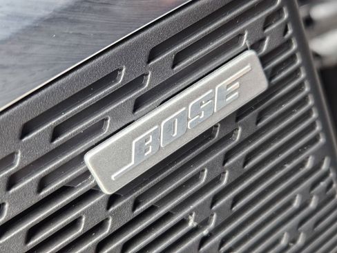 Used 2025 Buick Enclave Sport Touring image 32