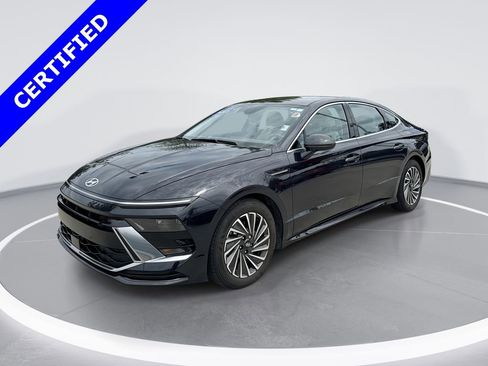 Certified 2025 Hyundai Sonata SEL FWD image 1