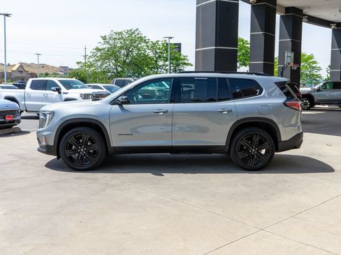 New 2026 GMC Acadia Elevation w/ Black Edition AWD/4WD image 4