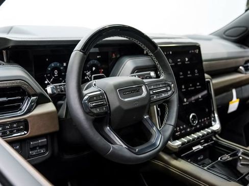 Used 2026 GMC Yukon XL Denali Ultimate AWD/4WD image 26