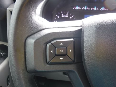 Used 2022 Ford F250 XL w/ Power Equipment Group RWD image 13