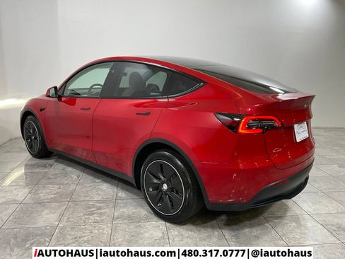 Used 2023 Tesla Model Y Long Range AWD/4WD image 4
