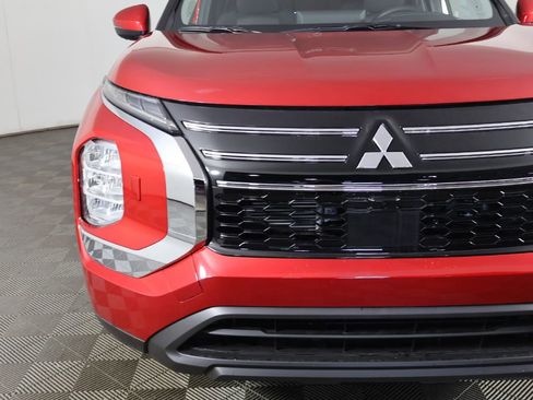 New 2026 Mitsubishi Outlander ES AWD/4WD image 13