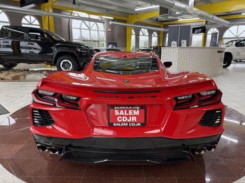 Used 2022 Chevrolet Corvette Stingray Premium Cpe w/ Z51 Performance Package image 4