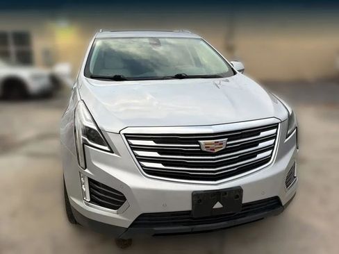 Used 2017 Cadillac XT5 Premium Luxury FWD image 18