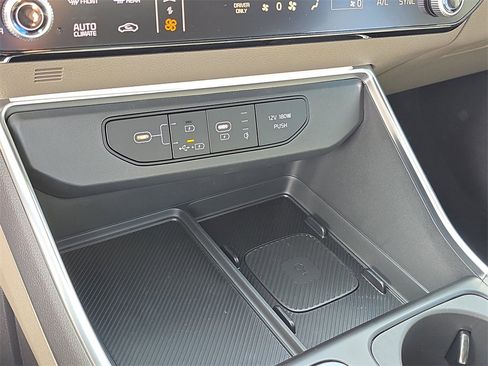 New 2026 Kia Carnival SX image 29