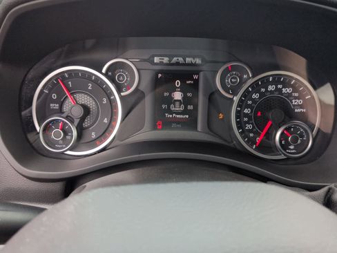 New 2026 RAM 2500 Big Horn AWD/4WD image 28