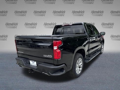 Used 2021 Chevrolet Silverado 1500 High Country w/ Safety Package II AWD/4WD image 9