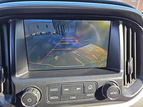 Used 2015 Chevrolet Colorado LT w/ LT Convenience Package image 28