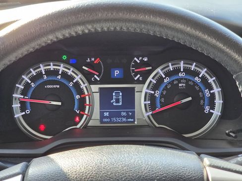 Used 2017 Toyota 4Runner Limited AWD/4WD image 15