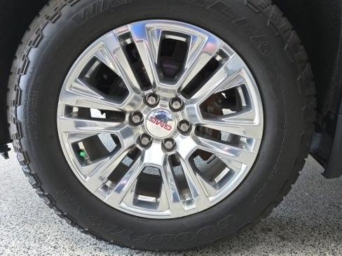 Used 2024 GMC Sierra 1500 Denali image 28