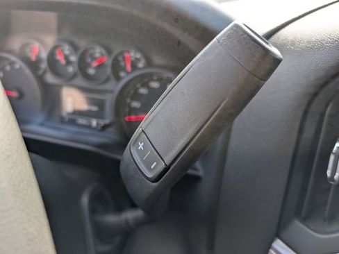 Used 2020 Chevrolet Silverado 1500 Custom w/ Custom Value Package image 29