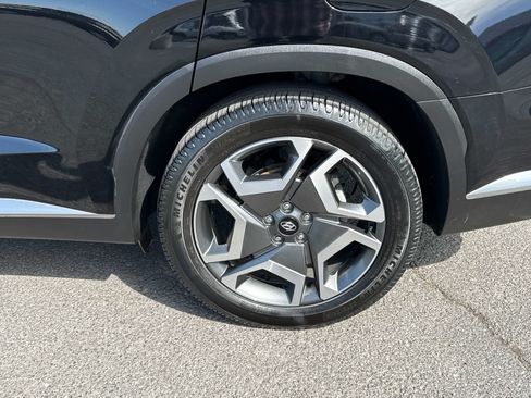 Used 2023 Hyundai Palisade Limited FWD image 7