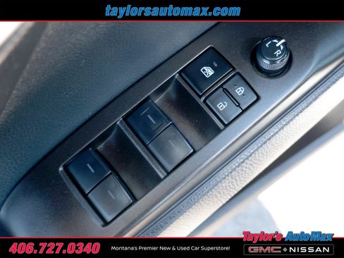 Used 2023 Toyota Camry SE FWD image 22
