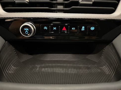 New 2026 Ford Explorer Active RWD image 31
