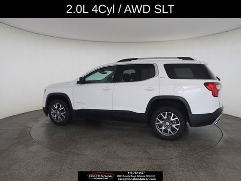 Used 2023 GMC Acadia SLT AWD/4WD image 9