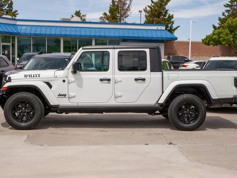 Used 2021 Jeep Gladiator Sport image 8