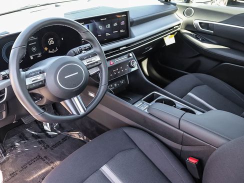 Used 2026 Hyundai Sonata SEL FWD image 17