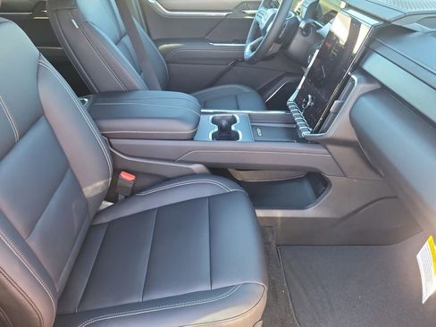 New 2026 GMC Acadia Elevation w/ Black Edition image 10