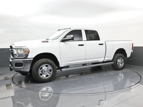 Used 2021 RAM 2500 Tradesman AWD/4WD image 4
