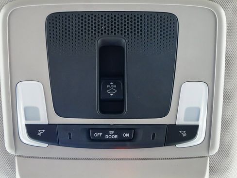 New 2026 Honda HR-V EX-L image 23