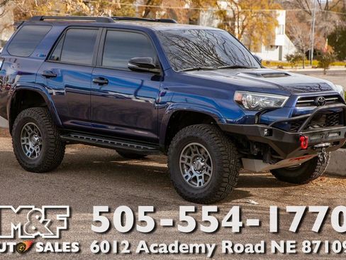 Used 2020 Toyota 4Runner Venture w/ Moonroof Package image 1