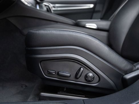 Certified 2023 Porsche Panamera 4 Platinum Edition w/ Assistance Package AWD/4WD image 22