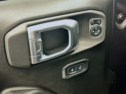 Used 2023 Jeep Wrangler Unlimited w/ 8.4" Radio Group AWD/4WD image 15